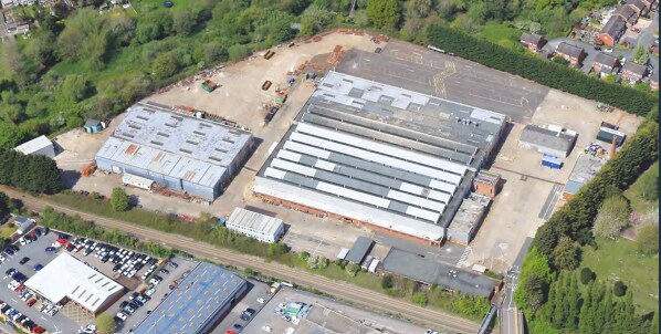 Bromyard Rd, Worcester to rent - Aerial - Image 3 of 6