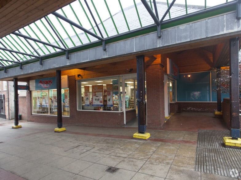 Albert St, Congleton to rent - Building Photo - Image 3 of 8