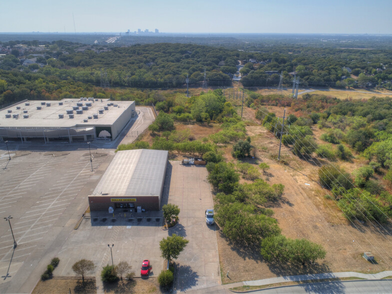 1000 Bridgewood Dr, Fort Worth, TX for sale - Aerial - Image 1 of 6