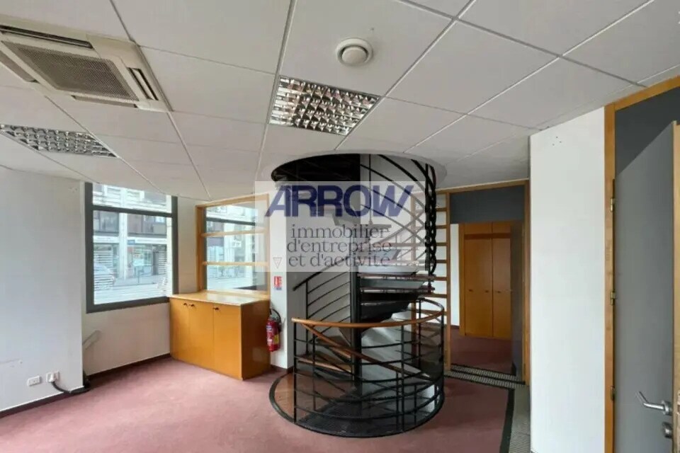 Vente Commerce 196 m² - Photo 1