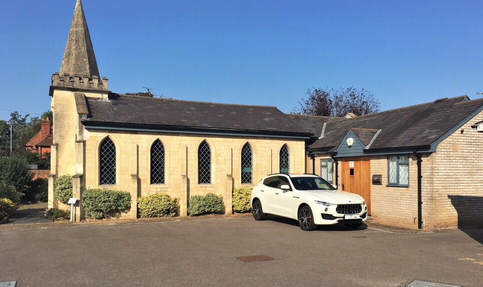 262 Loddon Bridge Rd, Reading, RG5 4BG UK