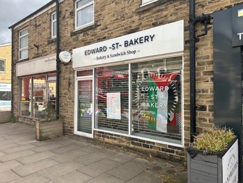 40 Bingley Rd, Shipley to rent - Building Photo - Image 2 of 3