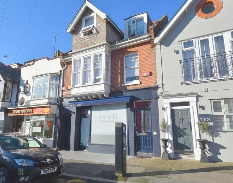 8A Dundonald Rd, Broadstairs CT10 1PE UK