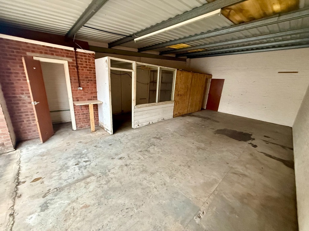 George St, Barwell to rent Interior Photo- Image 1 of 3