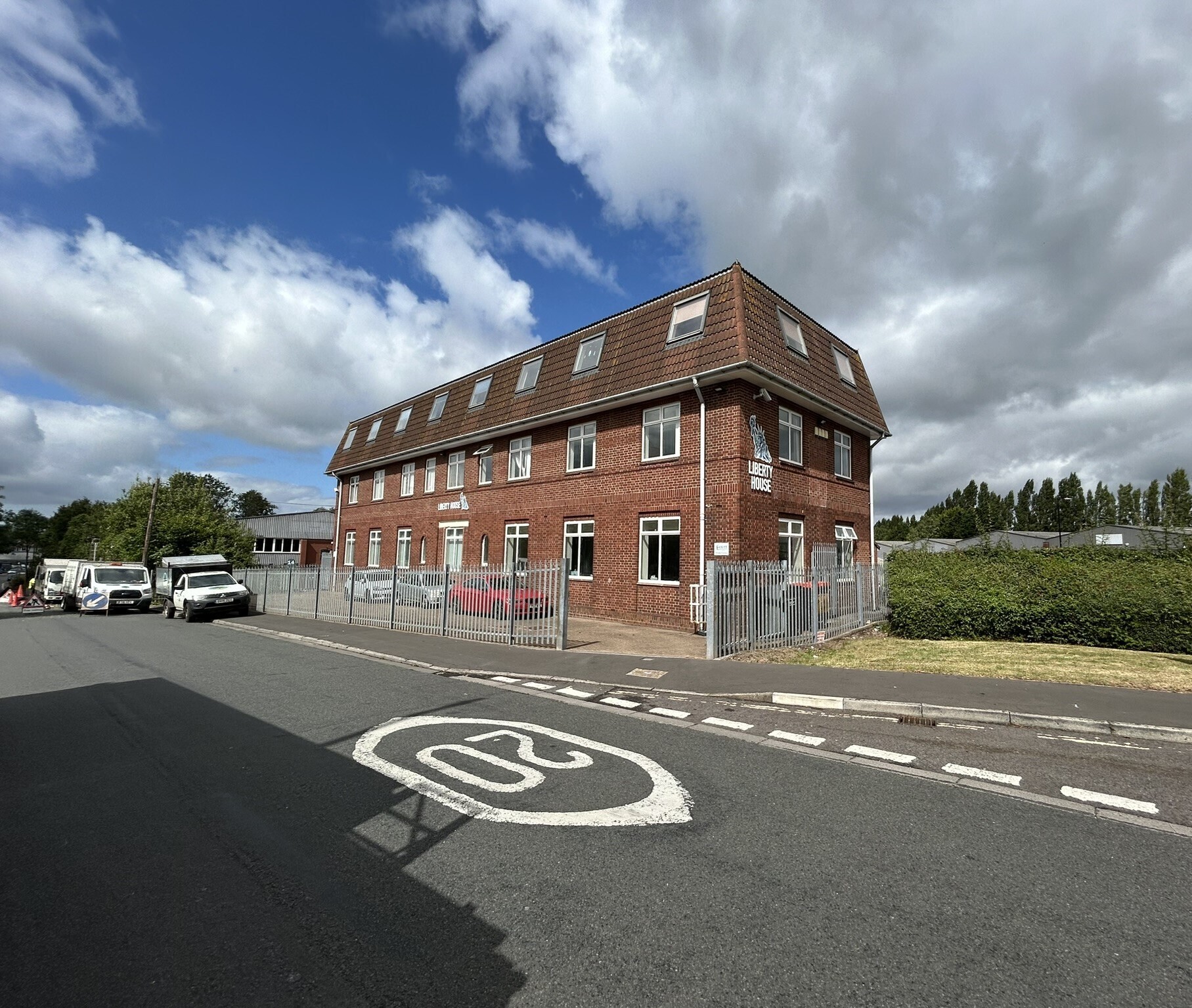 South Liberty Ln, Bristol for sale Building Photo- Image 1 of 14