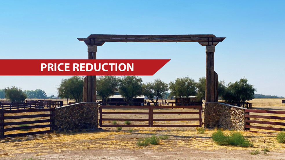 S. side of E. Kings Canyon Rd., Reedley, CA for sale - Building Photo - Image 1 of 1