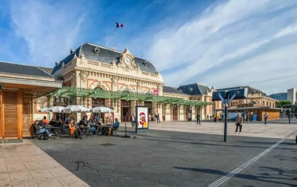 Vente Commerce 171 m² - Photo 1