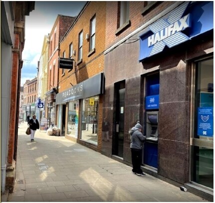 20 Market Pl, Gainsborough for sale Primary Photo- Image 1 of 1