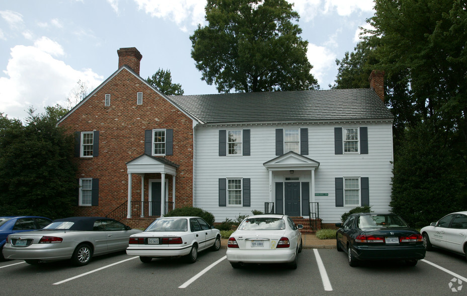 713 N Courthouse Rd, Richmond, VA for rent - Building Photo - Image 2 of 4