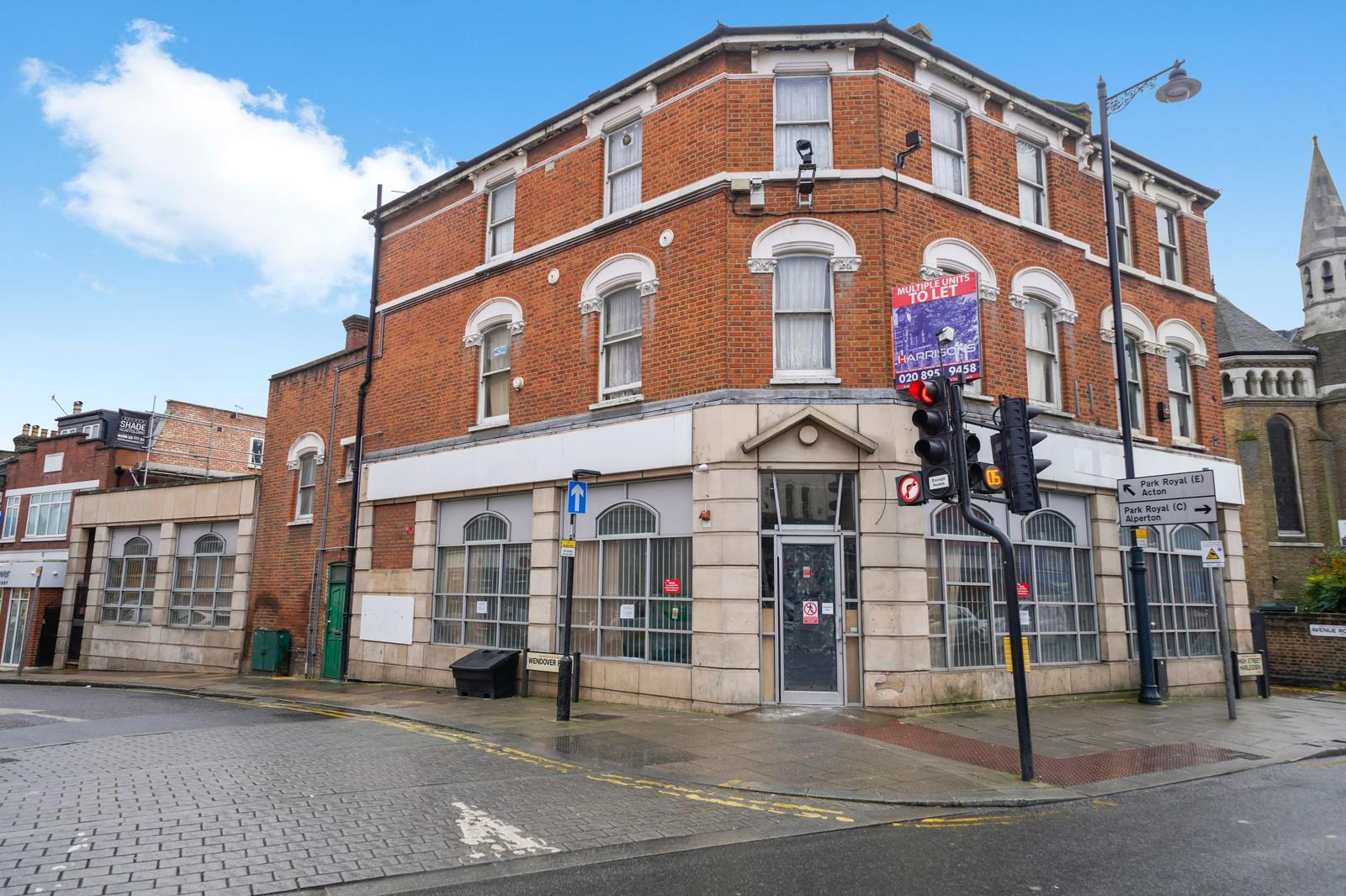 58 High St, London for sale Building Photo- Image 1 of 1