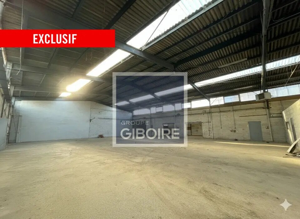 Industrial in Rennes for sale Interior Photo- Image 1 of 10