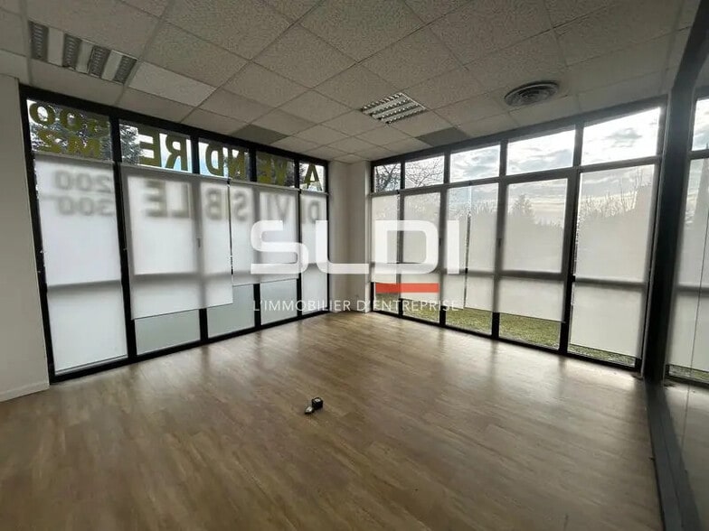Office in Saint-Didier-au-Mont-d'Or to rent - Interior Photo - Image 3 of 15