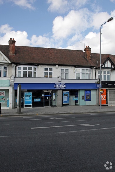 269-271 Chingford Mount Rd, London for sale - Primary Photo - Image 1 of 1