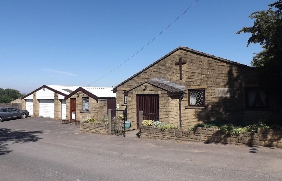 Cemetery Ln, Burnley for sale - Primary Photo - Image 1 of 1