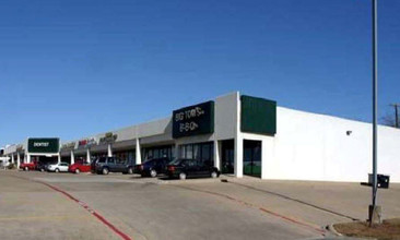 6500 Denton Hwy, Watauga, TX for rent Building Photo- Image 1 of 4