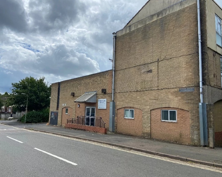 Bretch Hl, Banbury to rent - Building Photo - Image 3 of 3