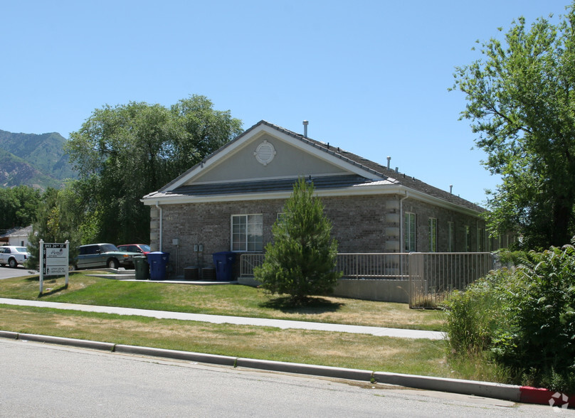 893 24th St, Ogden, UT for rent - Building Photo - Image 3 of 11