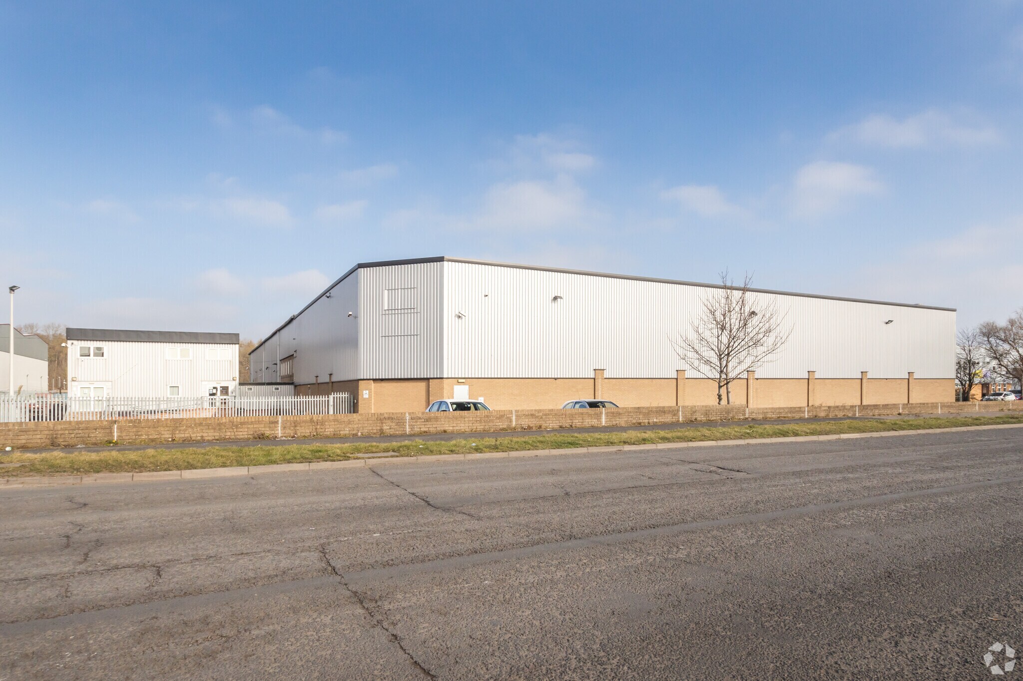 Brunel Rd, Corby for sale Primary Photo- Image 1 of 1