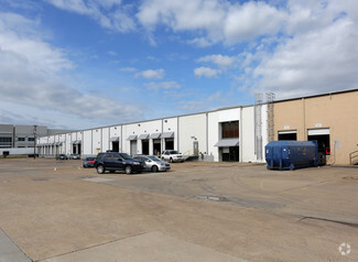 More details for 1207 W Crosby Rd, Carrollton, TX - Industrial for Rent