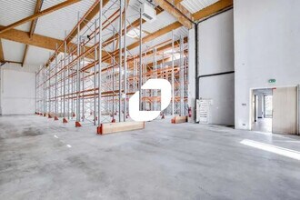 Office in Gonesse to rent Interior Photo- Image 2 of 15