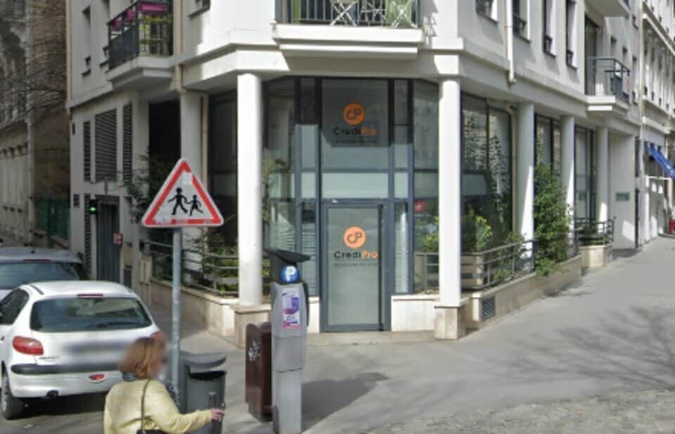 Office in Lyon to rent Building Photo- Image 1 of 17