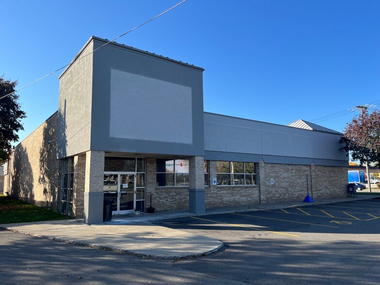 2887 Harlem Rd, Buffalo, NY for sale - Building Photo - Image 1 of 1