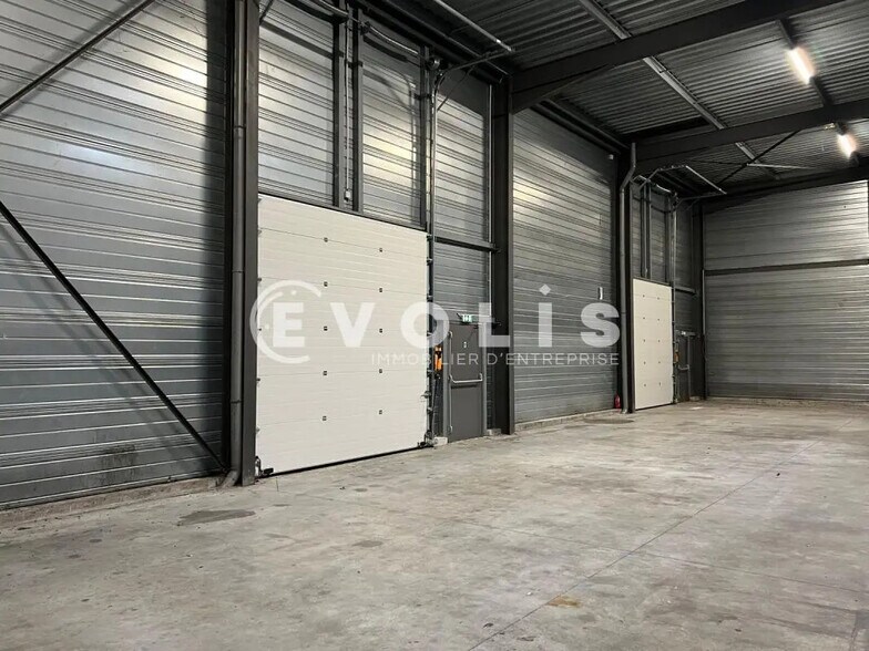 Office in Bruges to rent - Building Photo - Image 3 of 12