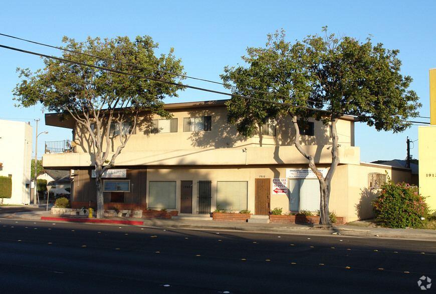 1900-1910 W Redondo Beach Blvd, Gardena, CA for rent - Building Photo - Image 1 of 5