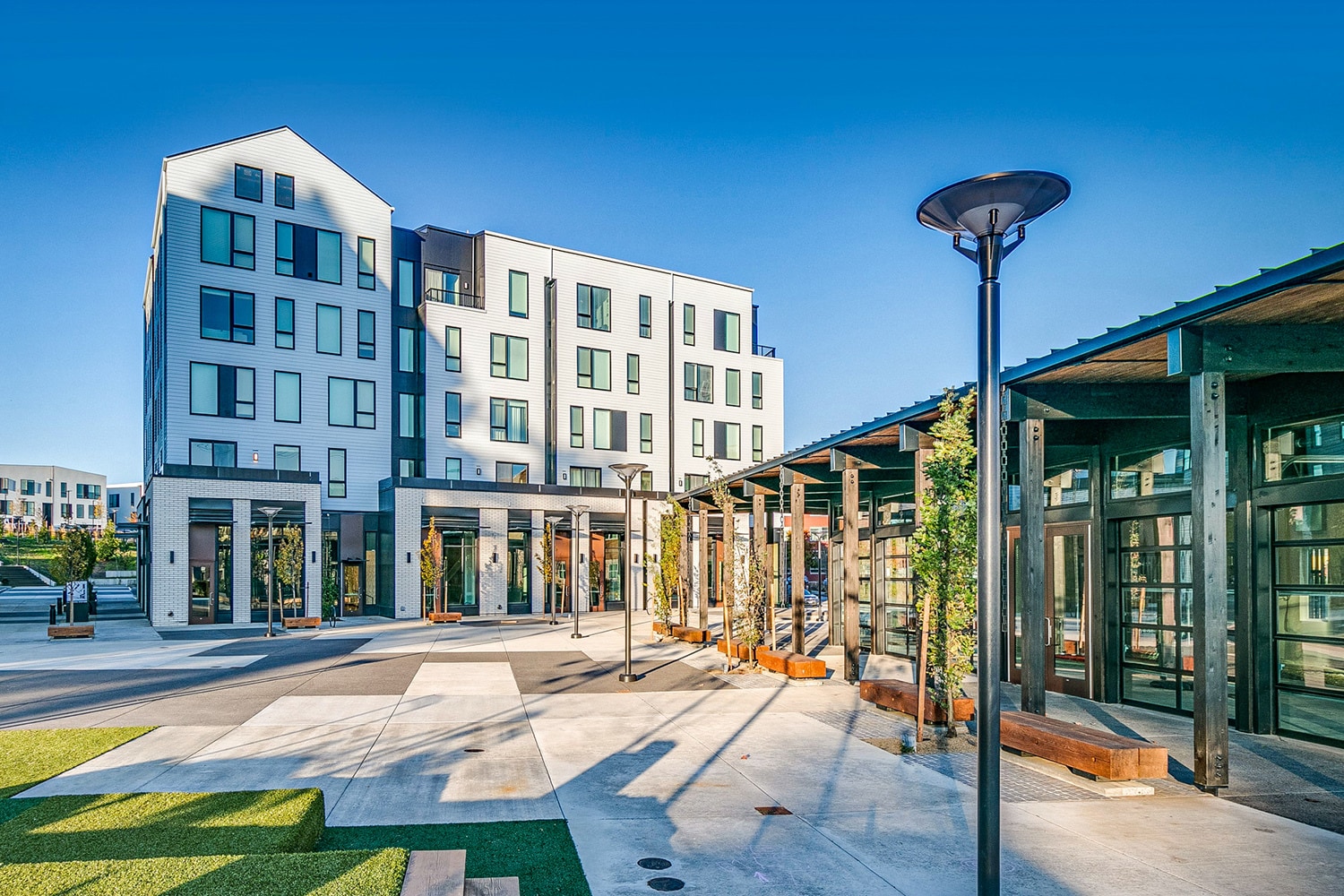 1699 NW Civic Dr, Gresham, OR to rent Building Photo- Image 1 of 6