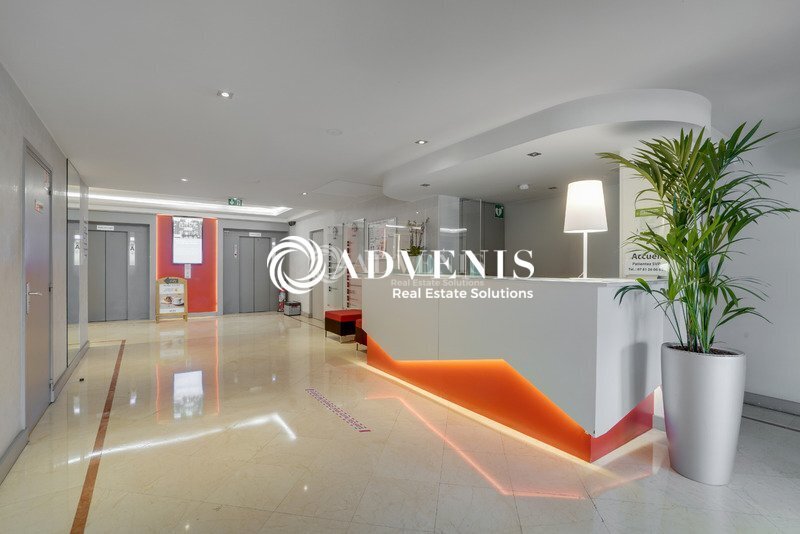 1 Boulevard Hippolyte Marquès, Ivry-sur-Seine to rent - Lobby - Image 2 of 12