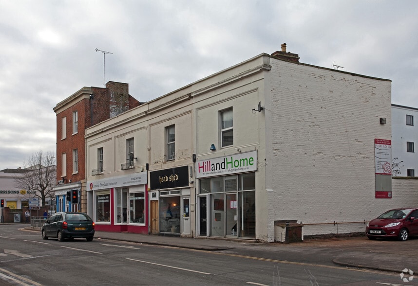 82 St, Cheltenham GL52 2NW UK