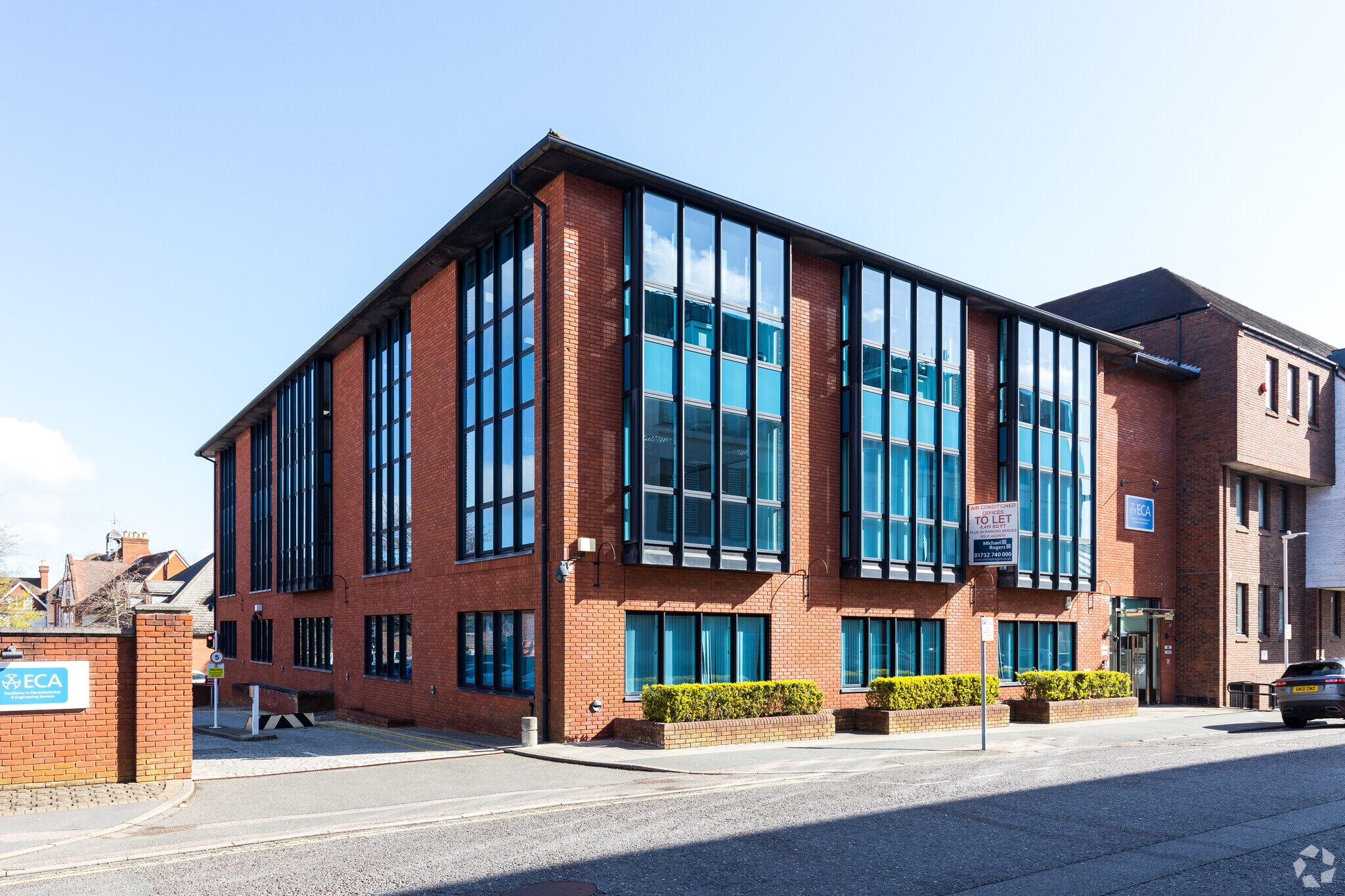 24-26 South Park, Sevenoaks for sale Building Photo- Image 1 of 1