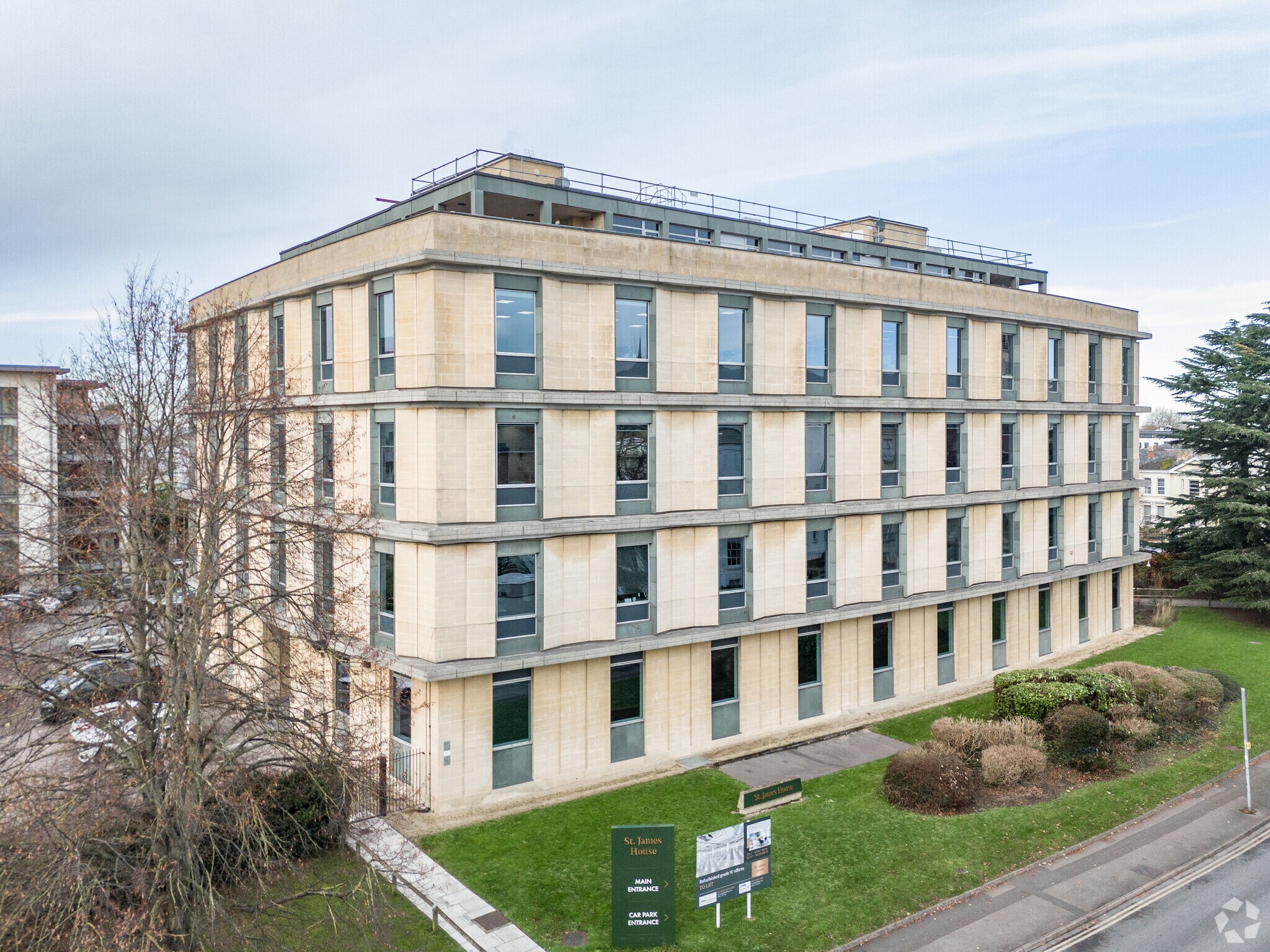 St James Sq, Cheltenham for sale Primary Photo- Image 1 of 1