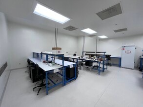 319 N Bernardo Ave, Mountain View, CA to rent Building Photo- Image 1 of 4