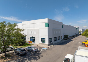 2470 Airport Blvd, Aurora, CO for rent Building Photo- Image 1 of 30