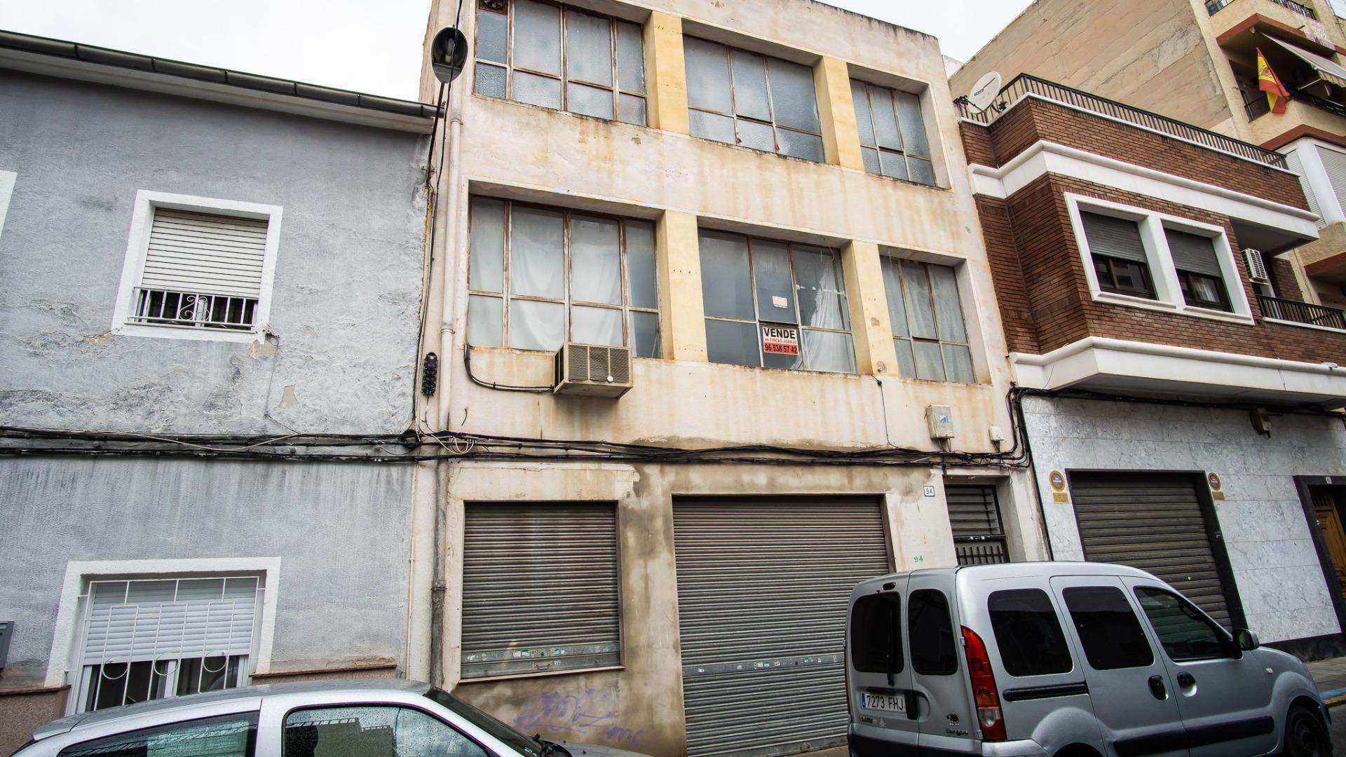  in Elda, Alicante for sale Building Photo- Image 1 of 12