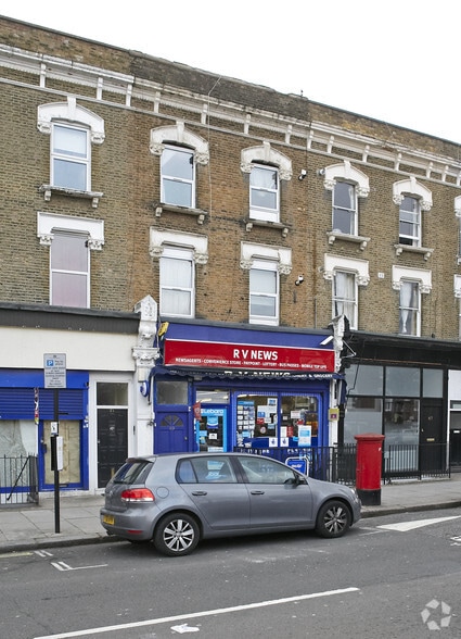 69 Fernhead Rd, London to rent - Building Photo - Image 3 of 3
