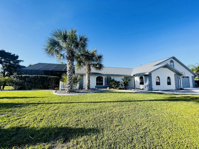 5 Colorado Dr, Palm Coast, FL for sale - Primary Photo - Image 1 of 21