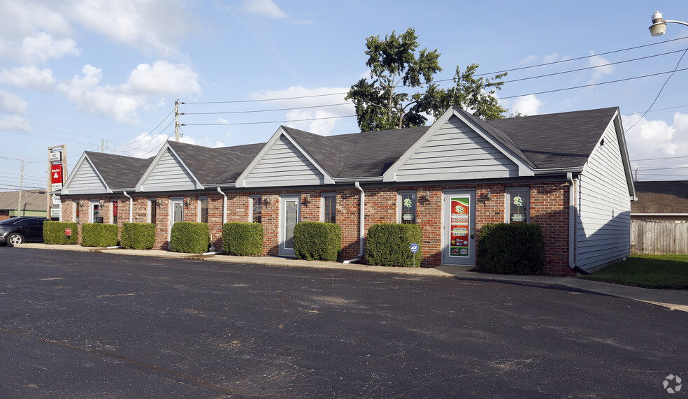 8823 Madison Ave, Indianapolis, IN for sale - Primary Photo - Image 1 of 1