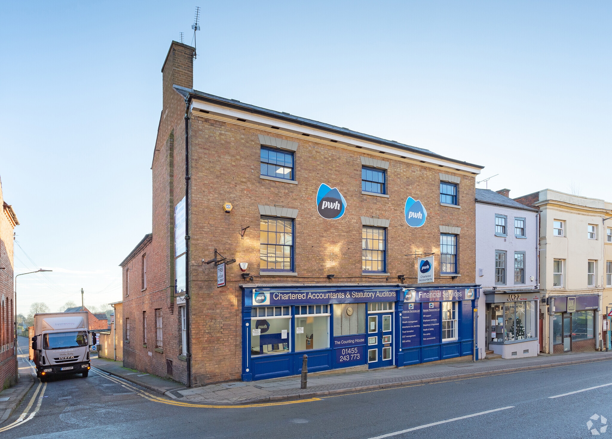 27B High St, Lutterworth to rent Primary Photo- Image 1 of 12