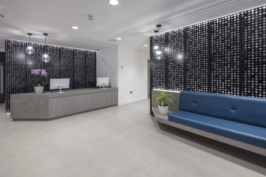 29-35 Farringdon Rd, London to rent - Lobby - Image 3 of 12