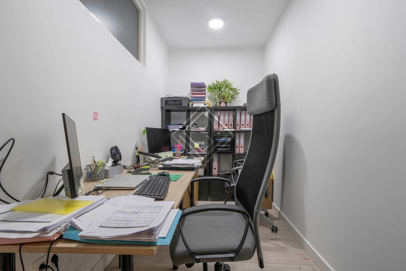 Madrid, MAD 28008 - Unit 3-4C -  - Interior Photo - Image 2 of 9