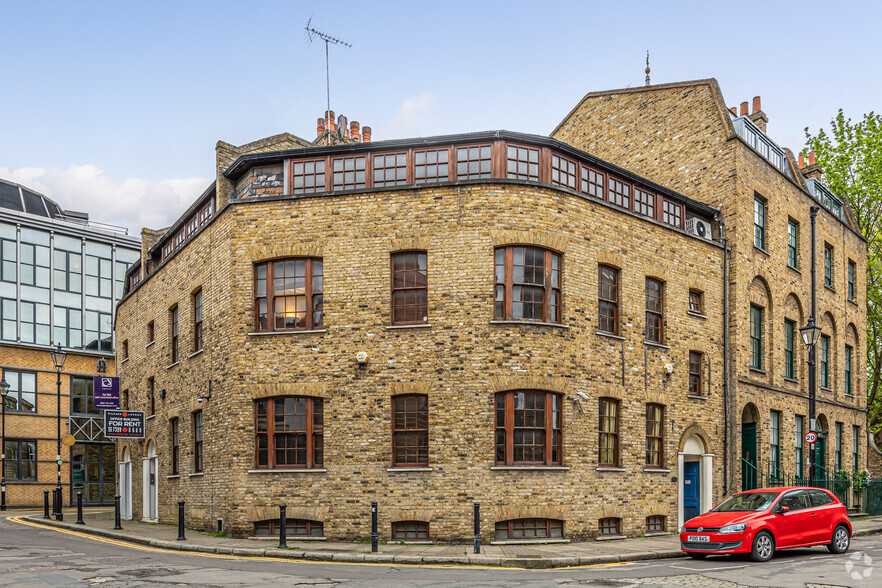 42-46 Clerkenwell Clos, London for sale - Building Photo - Image 3 of 5