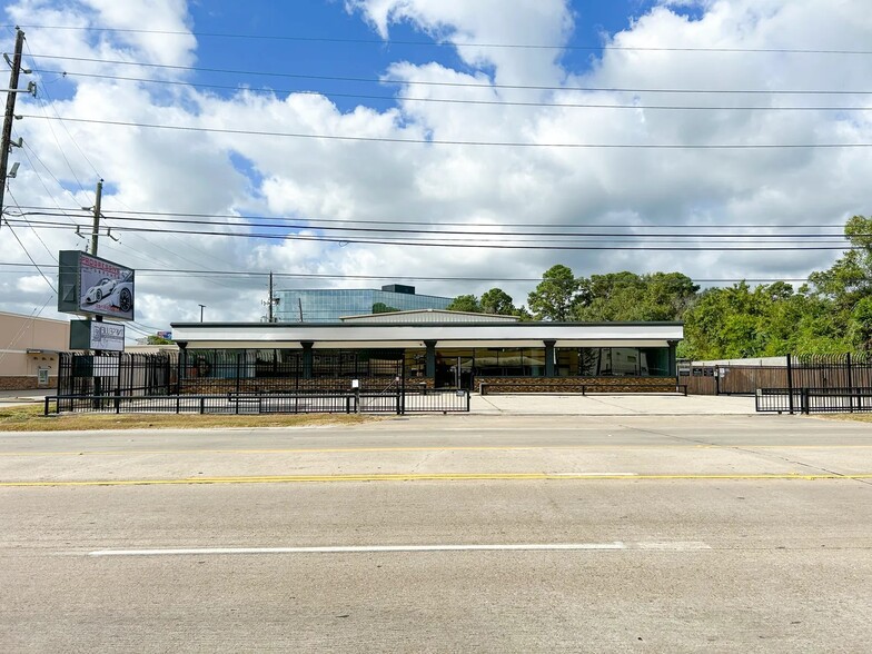 14037 Stuebner Airline Rd, Houston, TX for rent - Building Photo - Image 2 of 10