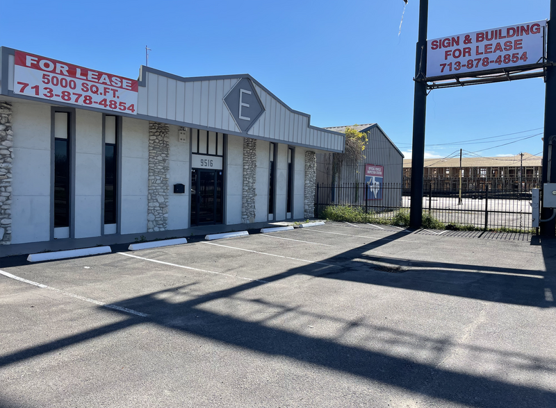 9516 N I-45, Houston, TX for sale - Building Photo - Image 1 of 1