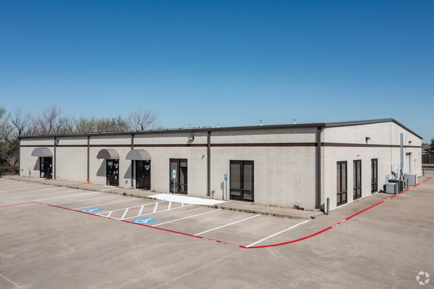 709-711 Business Way, Wylie, TX for rent - Primary Photo - Image 1 of 12