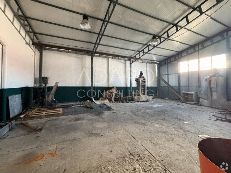 Industrial in Torrejón de Ardoz, Madrid to rent - Building Photo - Image 2 of 7