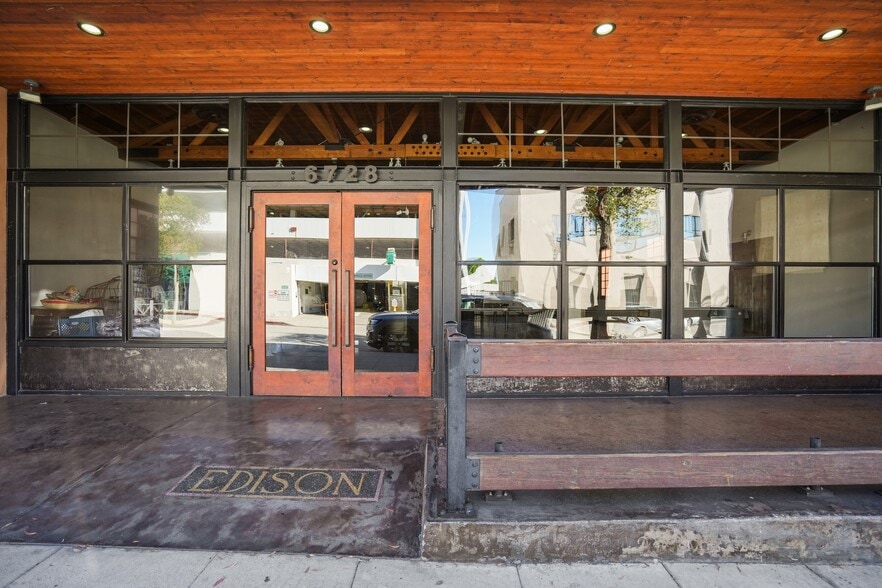 6728 Bright Ave, Whittier, CA for sale - Building Photo - Image 3 of 37