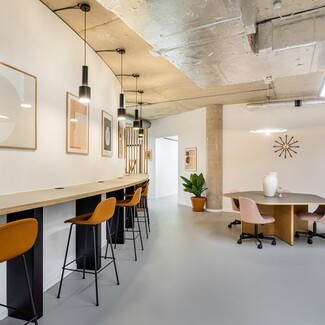 More details for 925 N La Brea Ave, Los Angeles, CA - Coworking for Rent