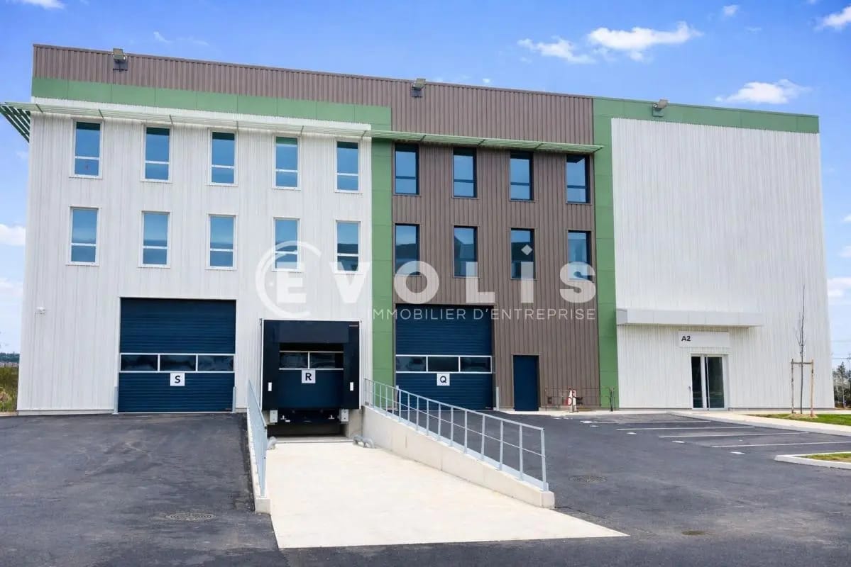 Chemin Des Carouges, Bondy to rent Building Photo- Image 1 of 6